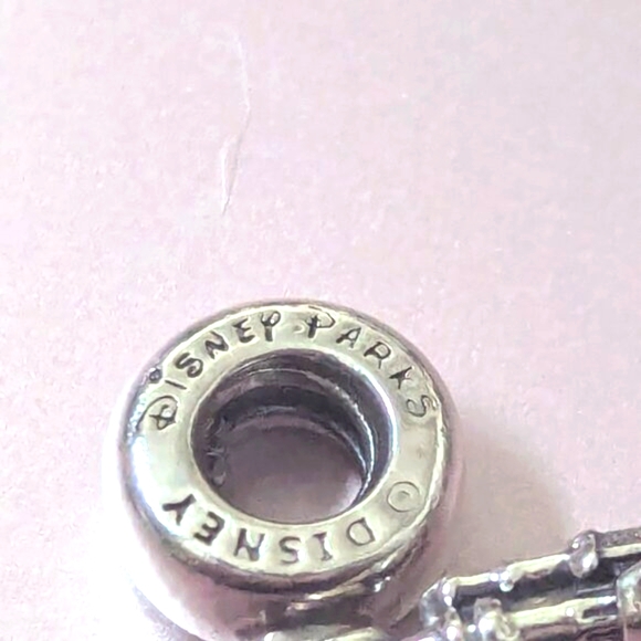 Pandora Disneyworld 45th Magic Kingdom Castle - Picture 10 of 13